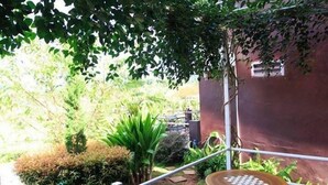 Terrace/patio - Misty Vale Resort (Khao Kho)