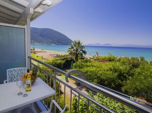 Studio, Sea View | Premium bedding, desk, blackout drapes, soundproofing - Nefeli (Lefkada)