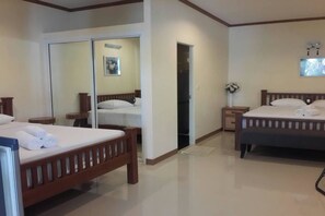 Deluxe Twin Room  | 書桌、遮光布/窗簾、免費無線上網