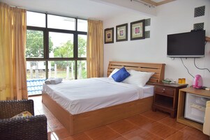 Deluxe Room | Free WiFi
