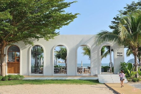 Restaurant. Kalla Pangha Resort