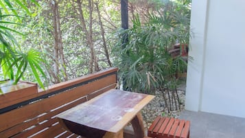 Deluxe Double Room, 1 King Bed, Non Smoking | Terrace/patio