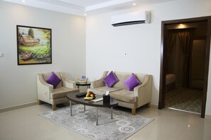 42–tuumainen taulutelevisio, jossa satelliittikanavat