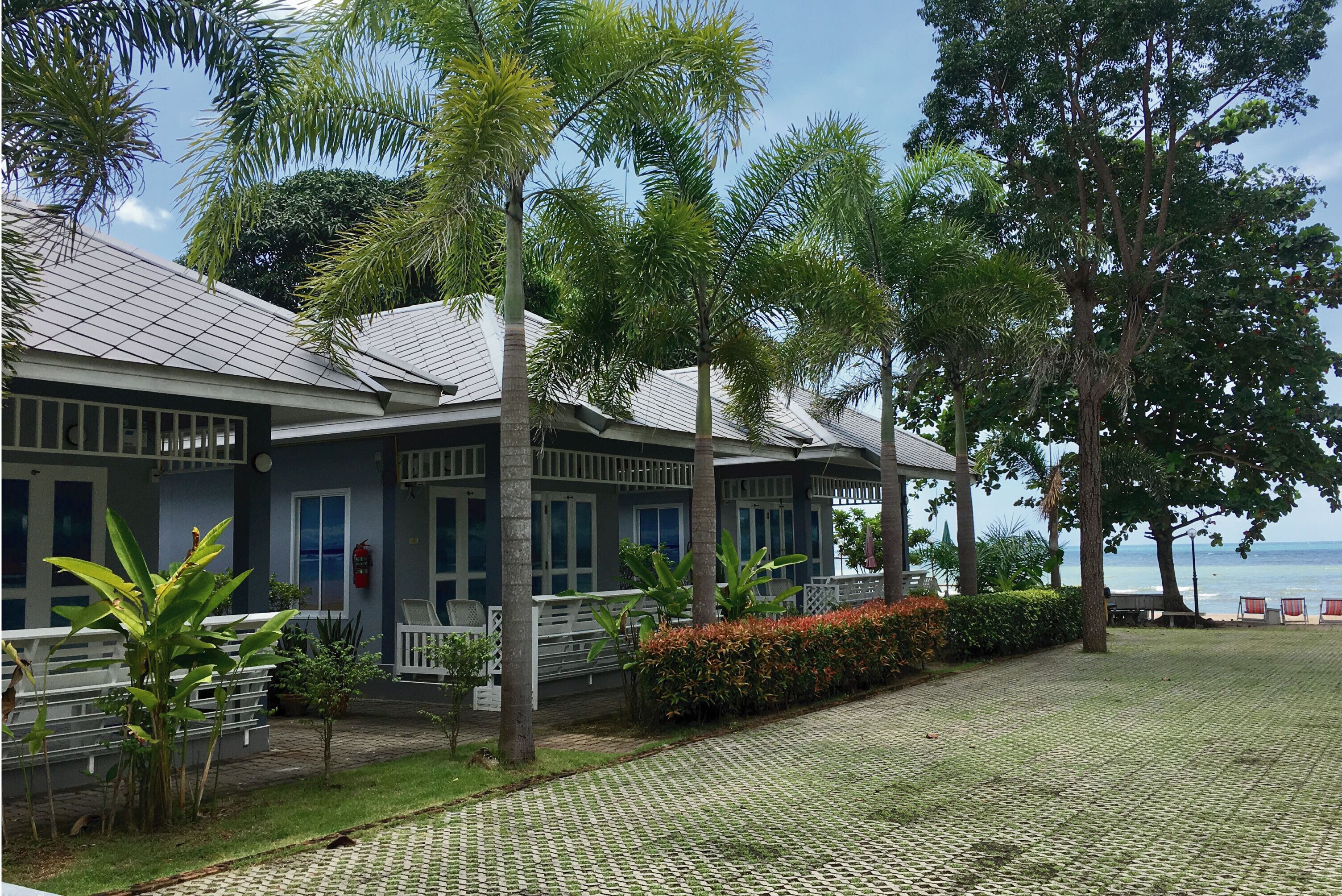 beach villa | balcony