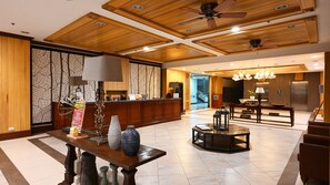 Lobby - Cedar Peak Condominium by Tripsters Hub (Baguio)