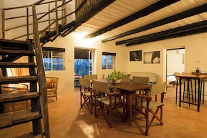Family Room | Living area - Masuwe Lodge (Victoria Falls)