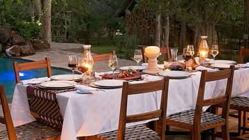 Free daily full breakfast