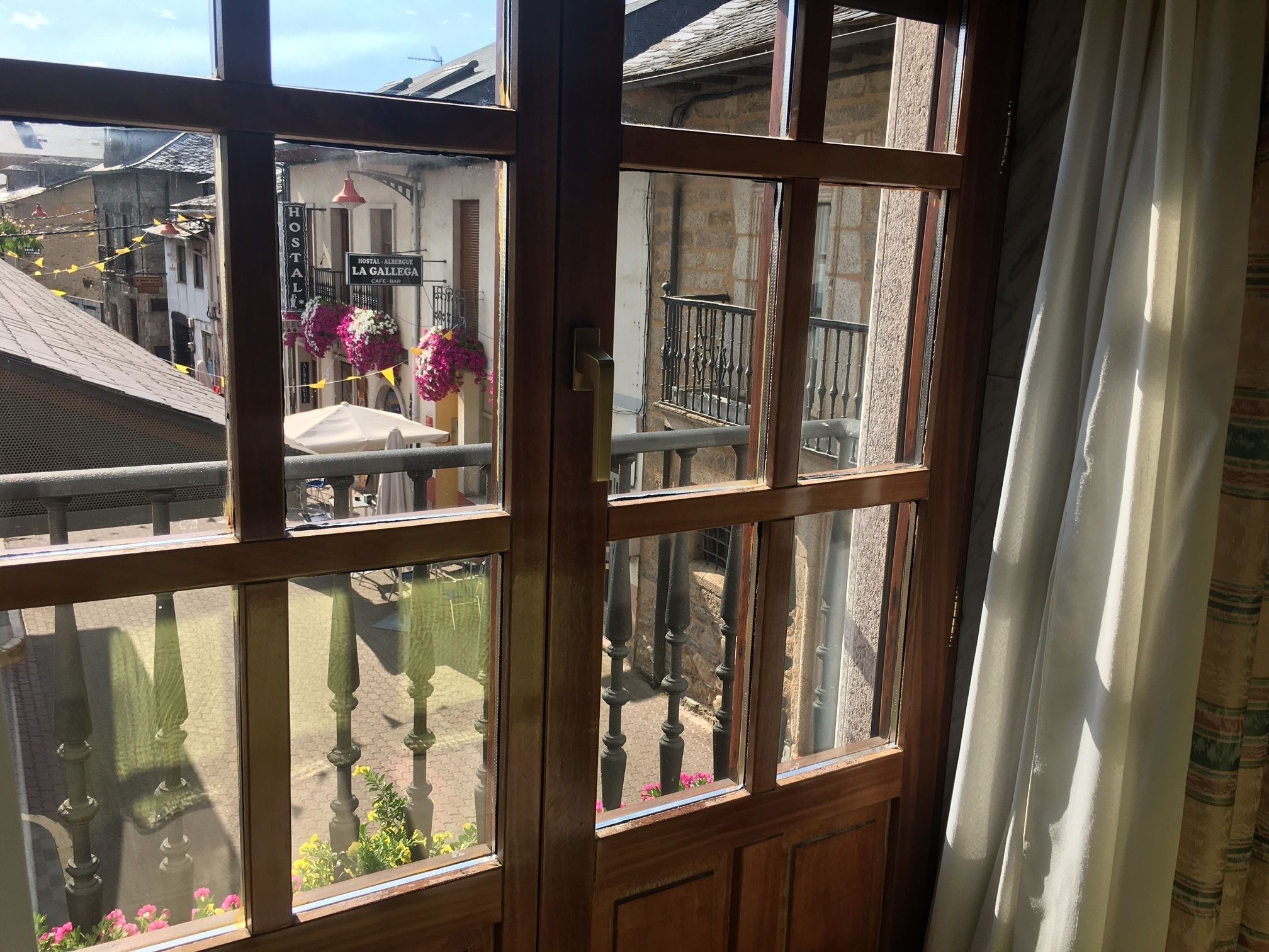 Foto - Hostal Santa Maria