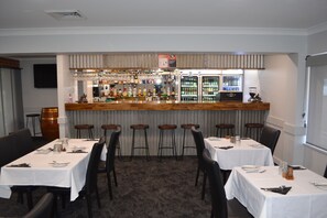 Bar (en el alojamiento)