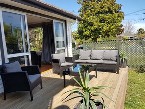 House, 4 Bedrooms | Terrace/patio - Outdoor Living in Christchurch (Christchurch)