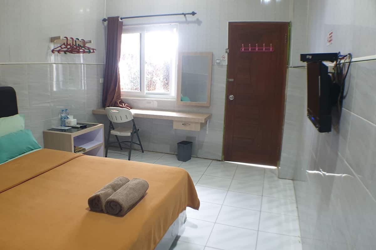 Camera Superior con letto matrimoniale o 2 letti singoli, al piano terra | Una scrivania, postazione laptop, Wi-Fi gratuito