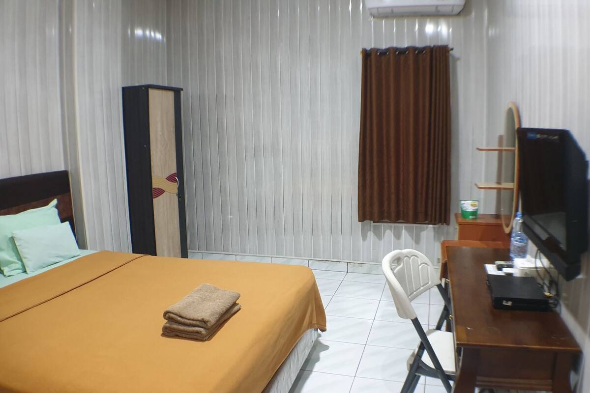 Camera Superior con letto matrimoniale o 2 letti singoli | Una scrivania, postazione laptop, Wi-Fi gratuito