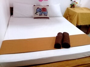 Dobbeltrom – deluxe, 1 soverom, hageutsikt, hageområde | Utsikt fra rommet