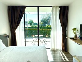 Minibar, cortinas blackout, camas plegables/adicionales y wifi gratis 
