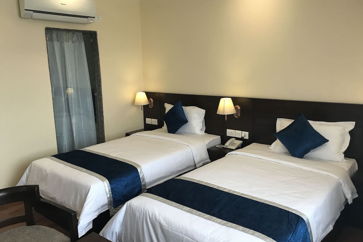 Quarto premium | Escrivaninha, Wi-Fi de cortesia, acesso para cadeiras de rodas