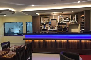 Bar (on property) - Kaveri Inn (Kathmandu)