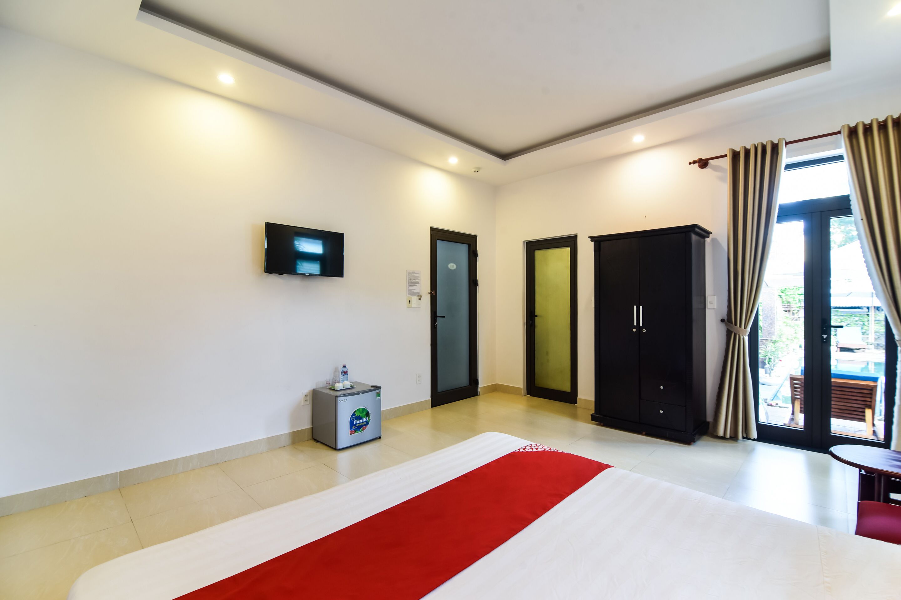 superior double room | minibar, desk, free wifi