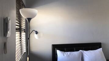 Double Room, 1 Queen Bed | View from room