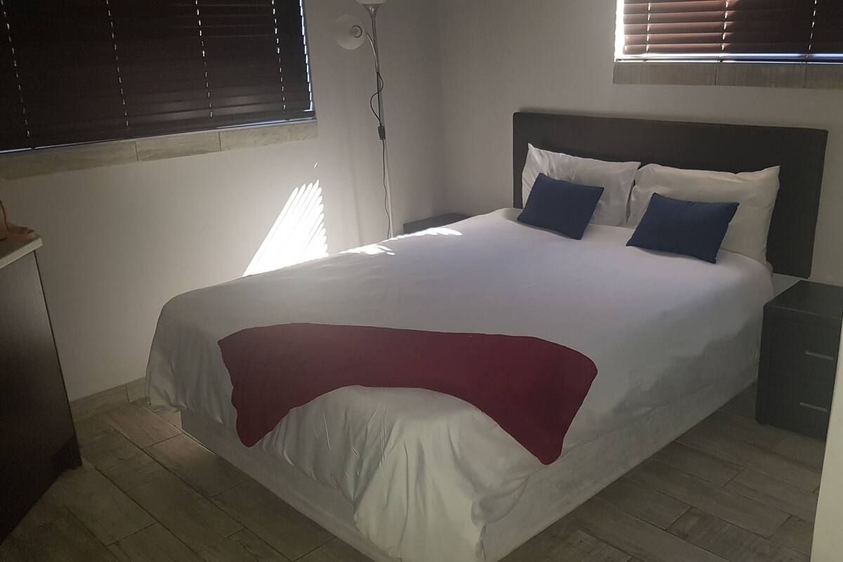 Double Room | Desk, iron/ironing board, free WiFi