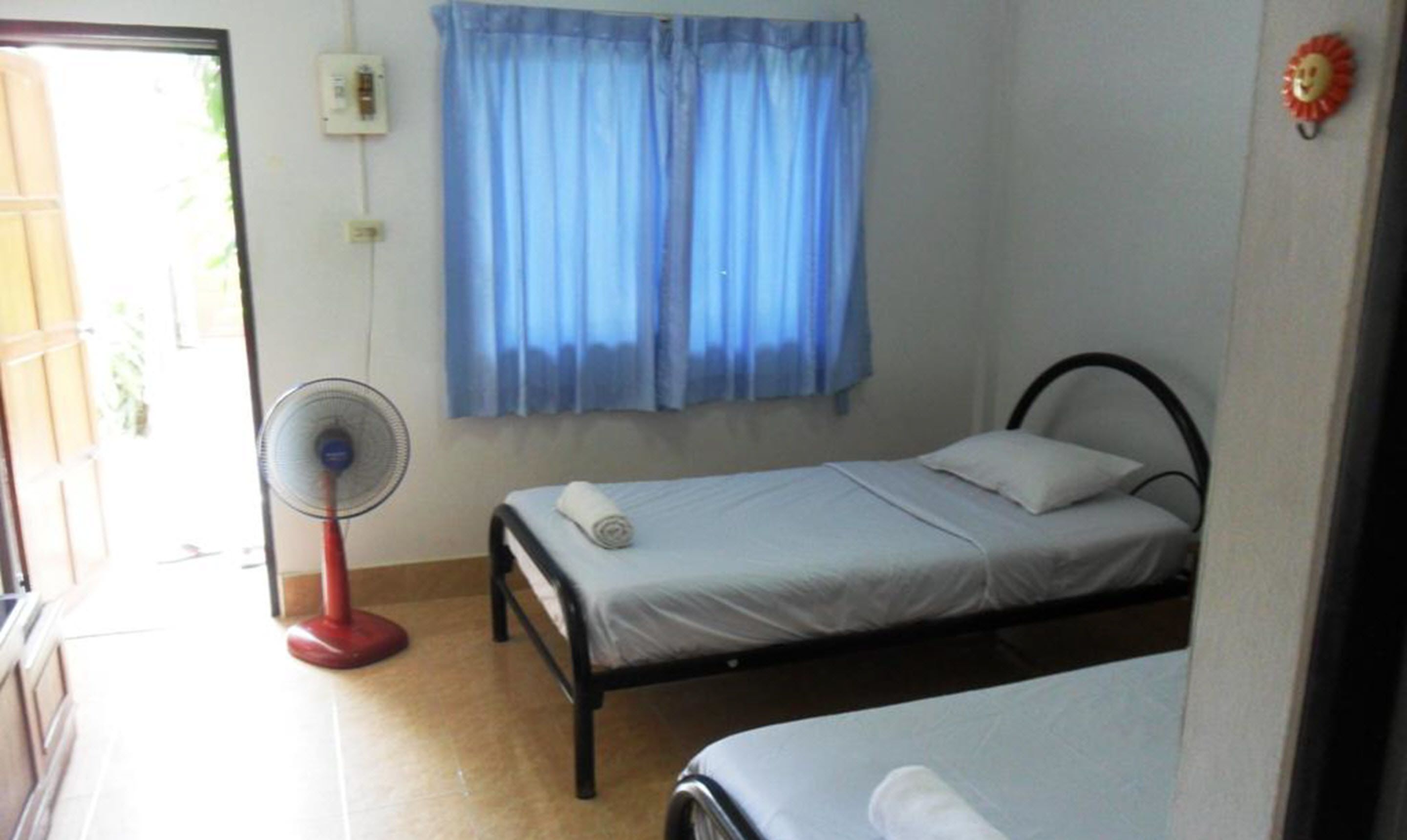 standard twin room | minibar, free wifi