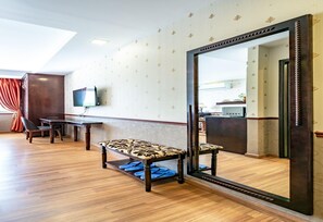 1 bedroom, minibar, in-room safe, desk