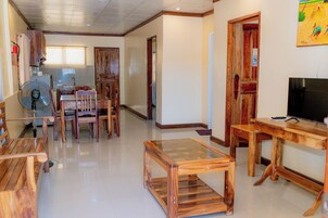 Wifi gratis y ropa de cama