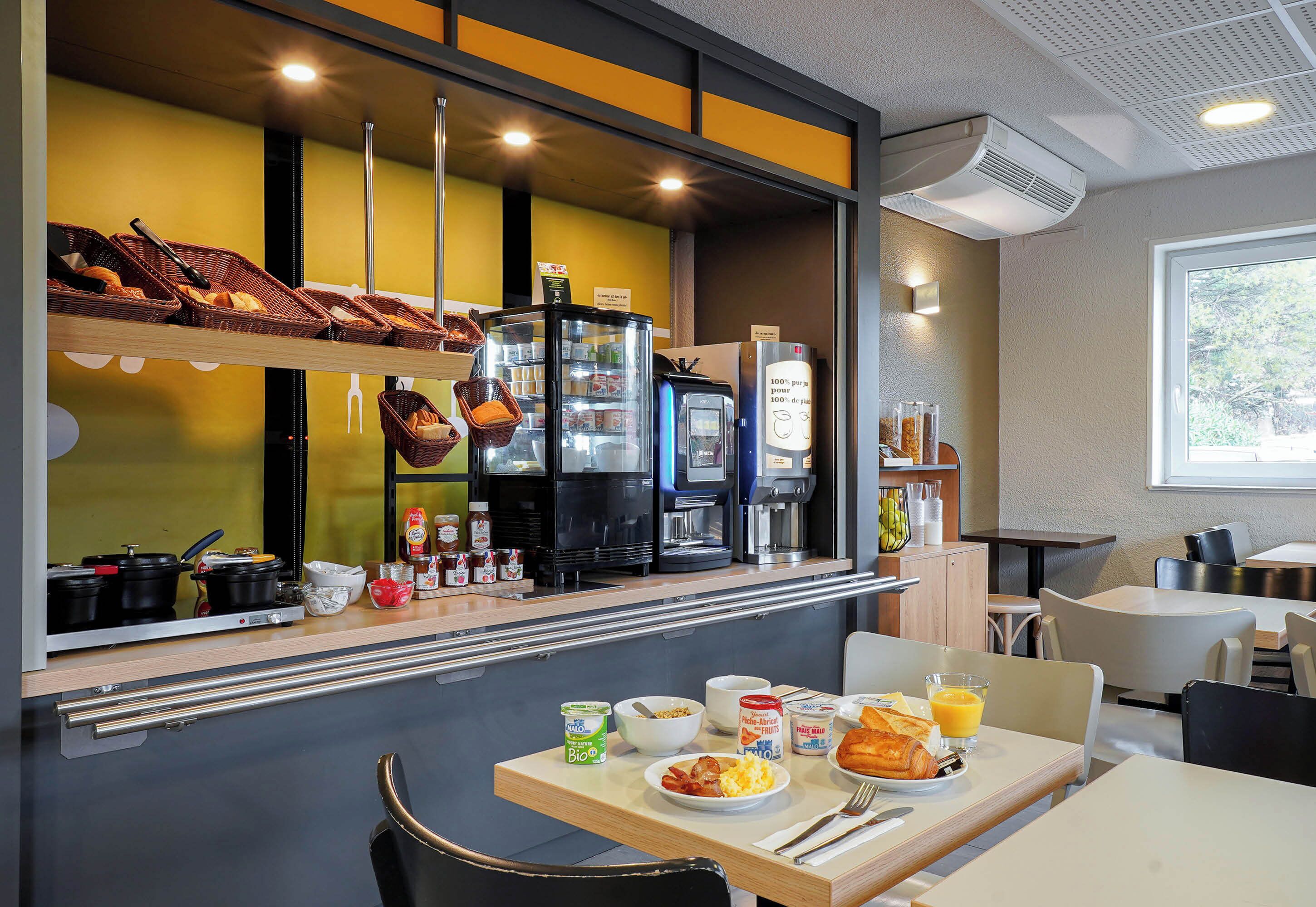 Foto - B&B HOTEL Aix-en-Provence Pont de l'Arc