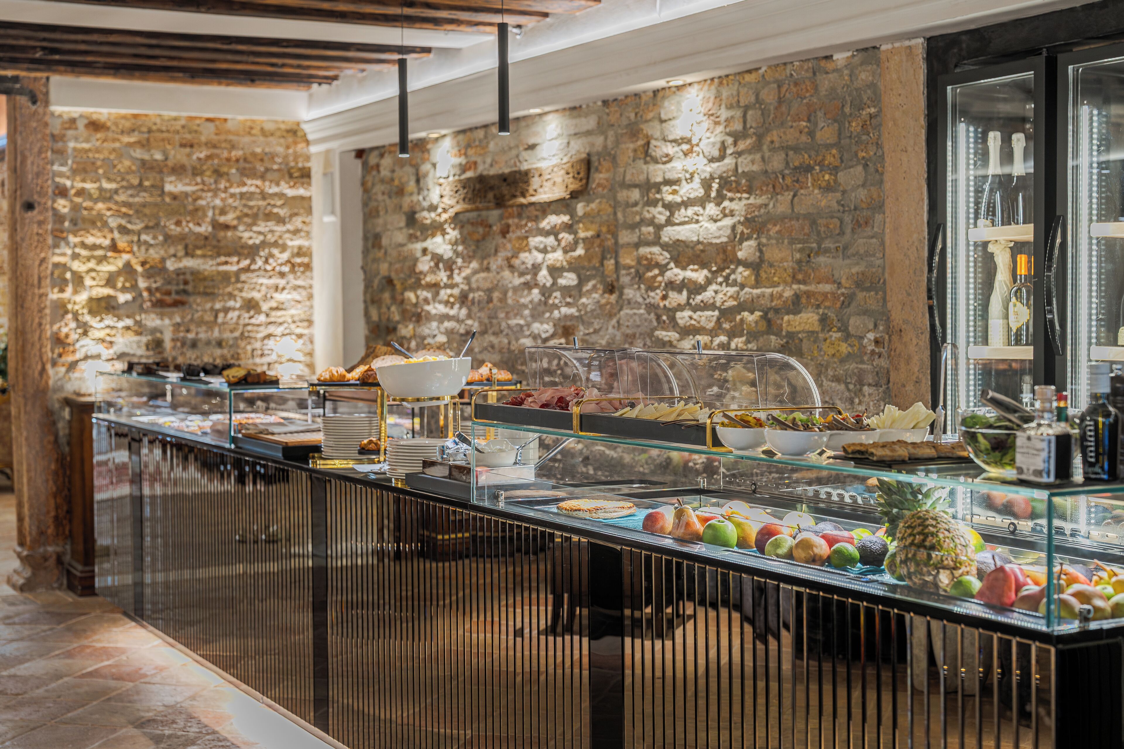 Daily buffet breakfast (EUR 25 per person)