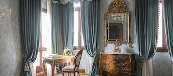 Hotel Nani Mocenigo Palace