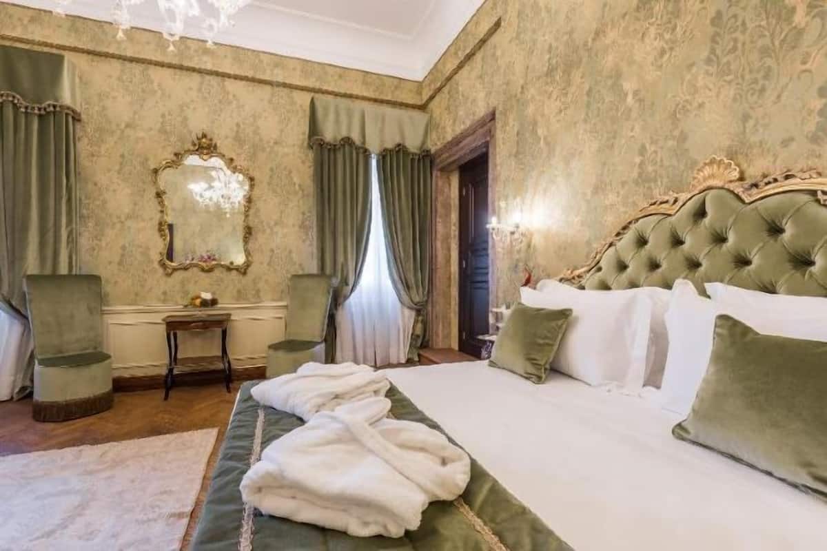 1 soveværelse, premium-sengetøj, minibar, pengeskab på værelset