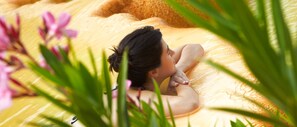 Indoor pool, outdoor pool, pool umbrellas, pool loungers - Pam Thermal Hotel & Clinic Spa (Denizli)
