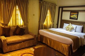 Deluxe Double Room | Desk, free WiFi, bed sheets - Banex Hotel and Suites (Lagos)