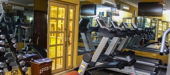 Banex Hotel and Suites