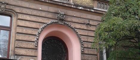 Entrada de la propiedad