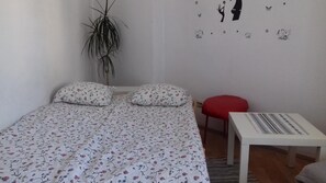 Zimmersafe, Schreibtisch, Bügeleisen/Bügelbrett, kostenloses WLAN