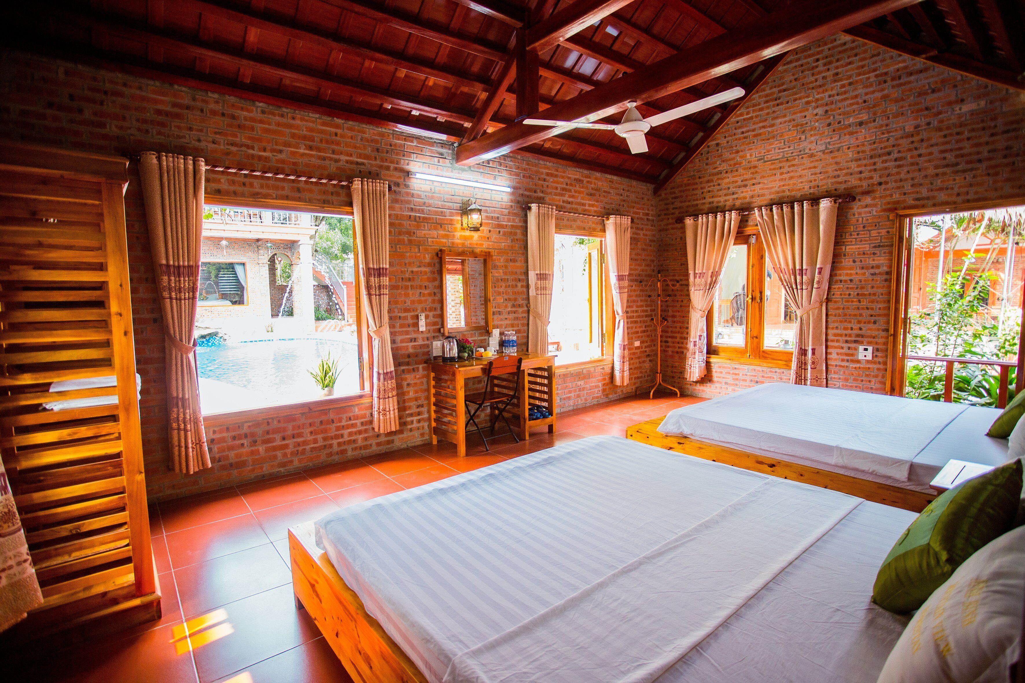 deluxe family bungalow | 1 bedroom, desk, free wifi, bed sheets