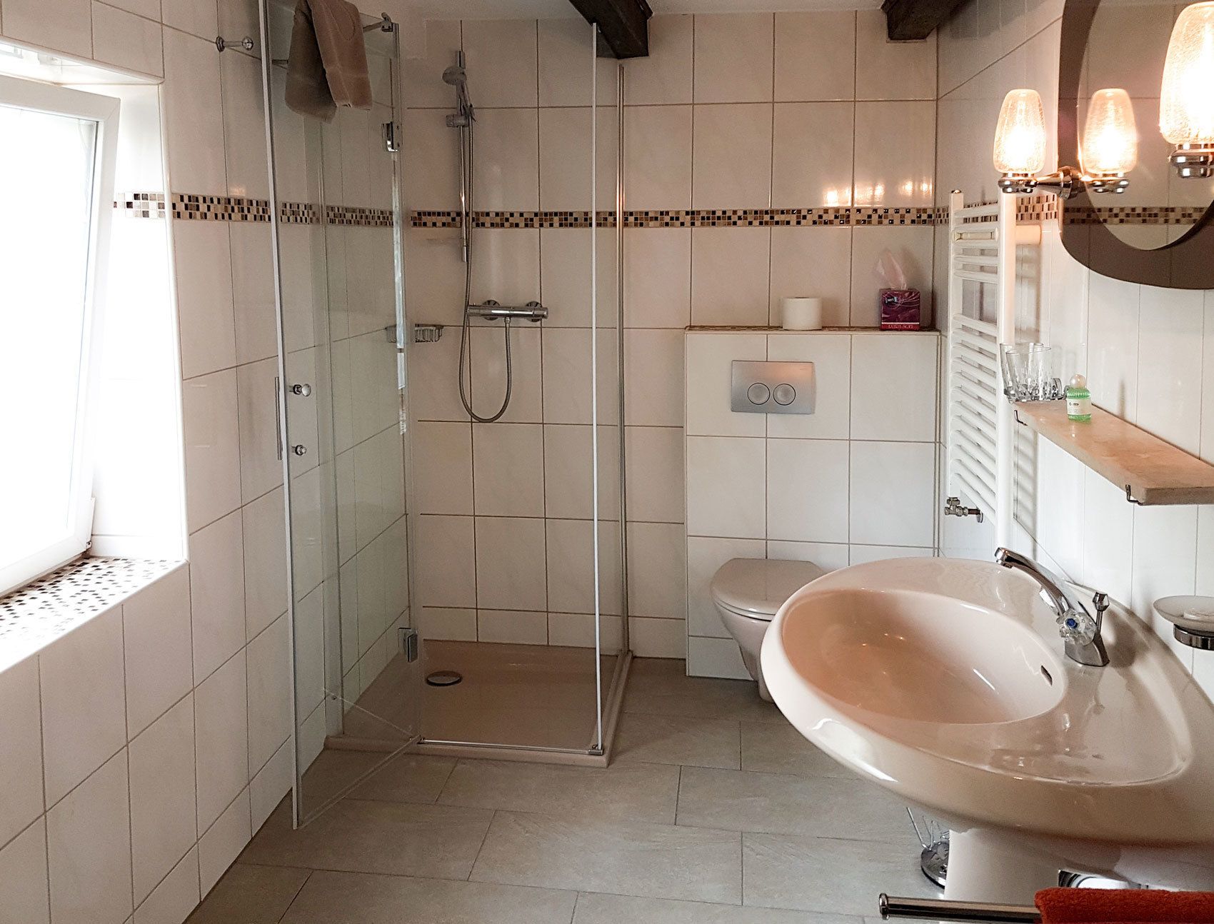 double room | bathroom | shower, free toiletries, hair dryer, towels