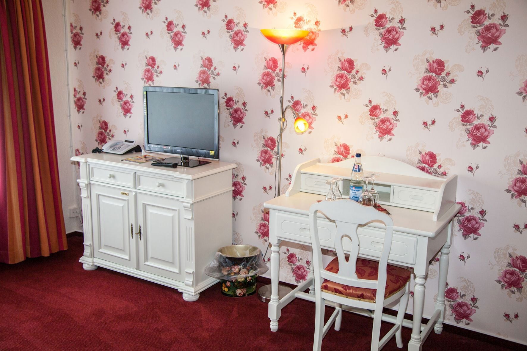 romantic room | premium bedding, minibar, free cots/infant beds, free wifi