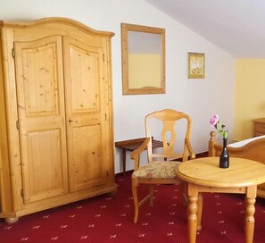 Habitació individual | Roba de llit d'alta qualitat, minibar i bressols gratuïts 