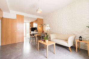 Appartement Standard | Coin séjour | Télévision à écran plat