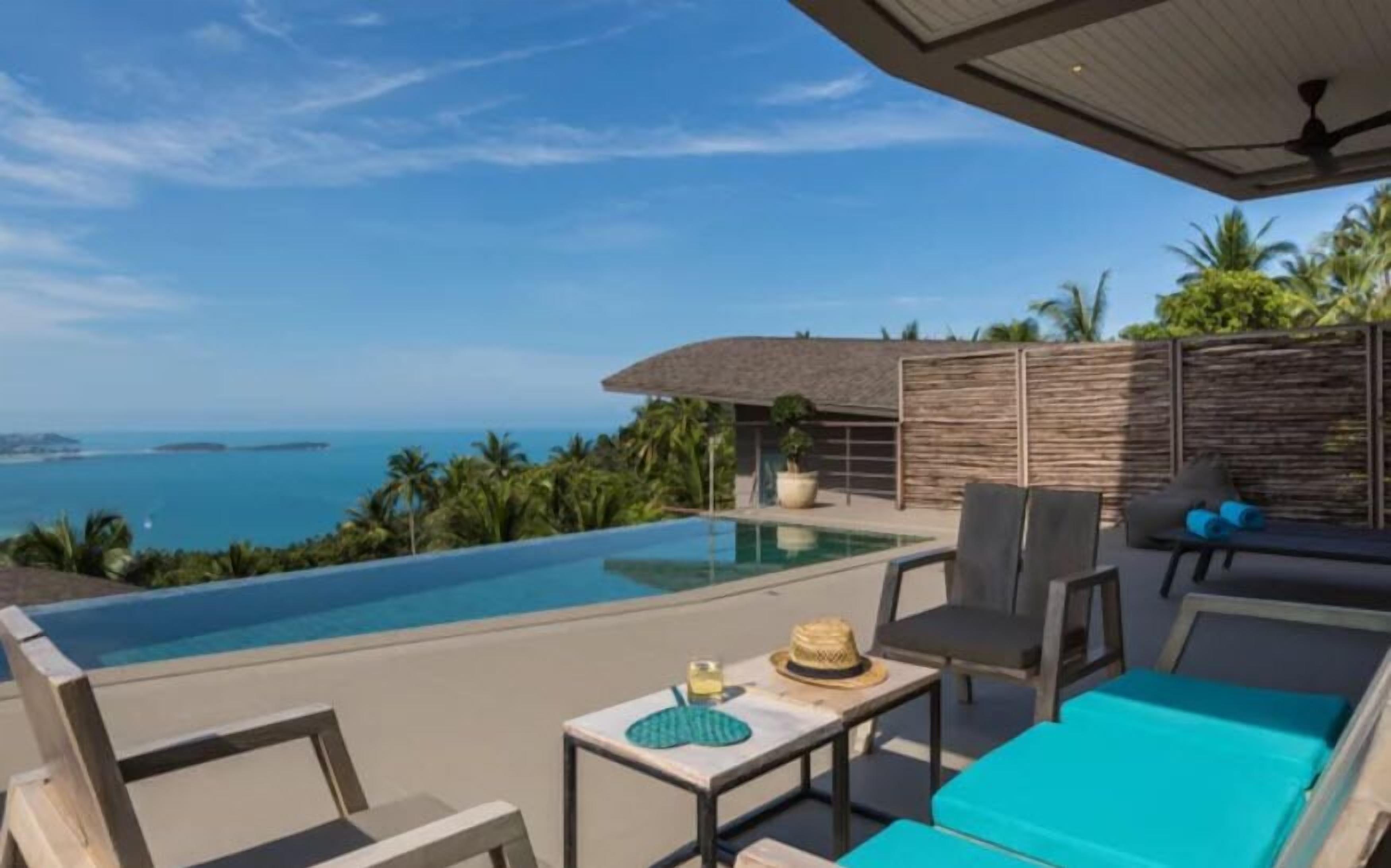 Hồ bơi ngoài trời 