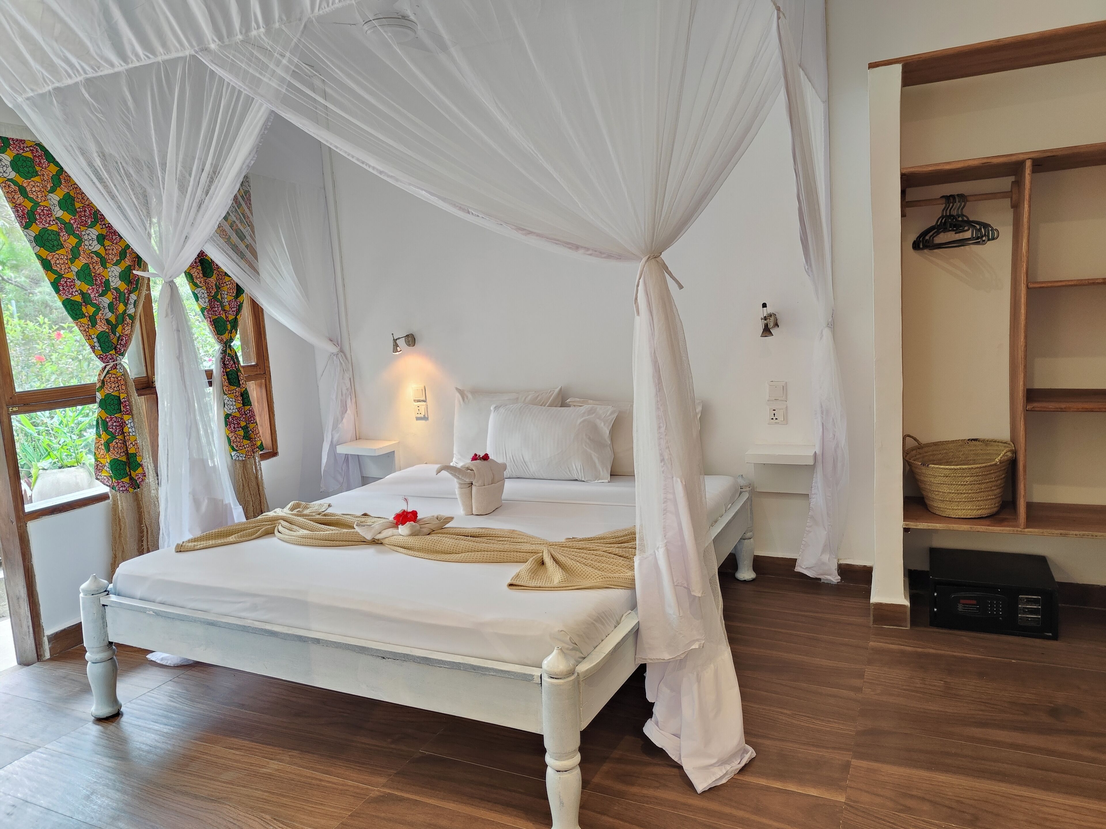 standard bungalow | 1 bedroom, in-room safe, individually decorated, individually furnished