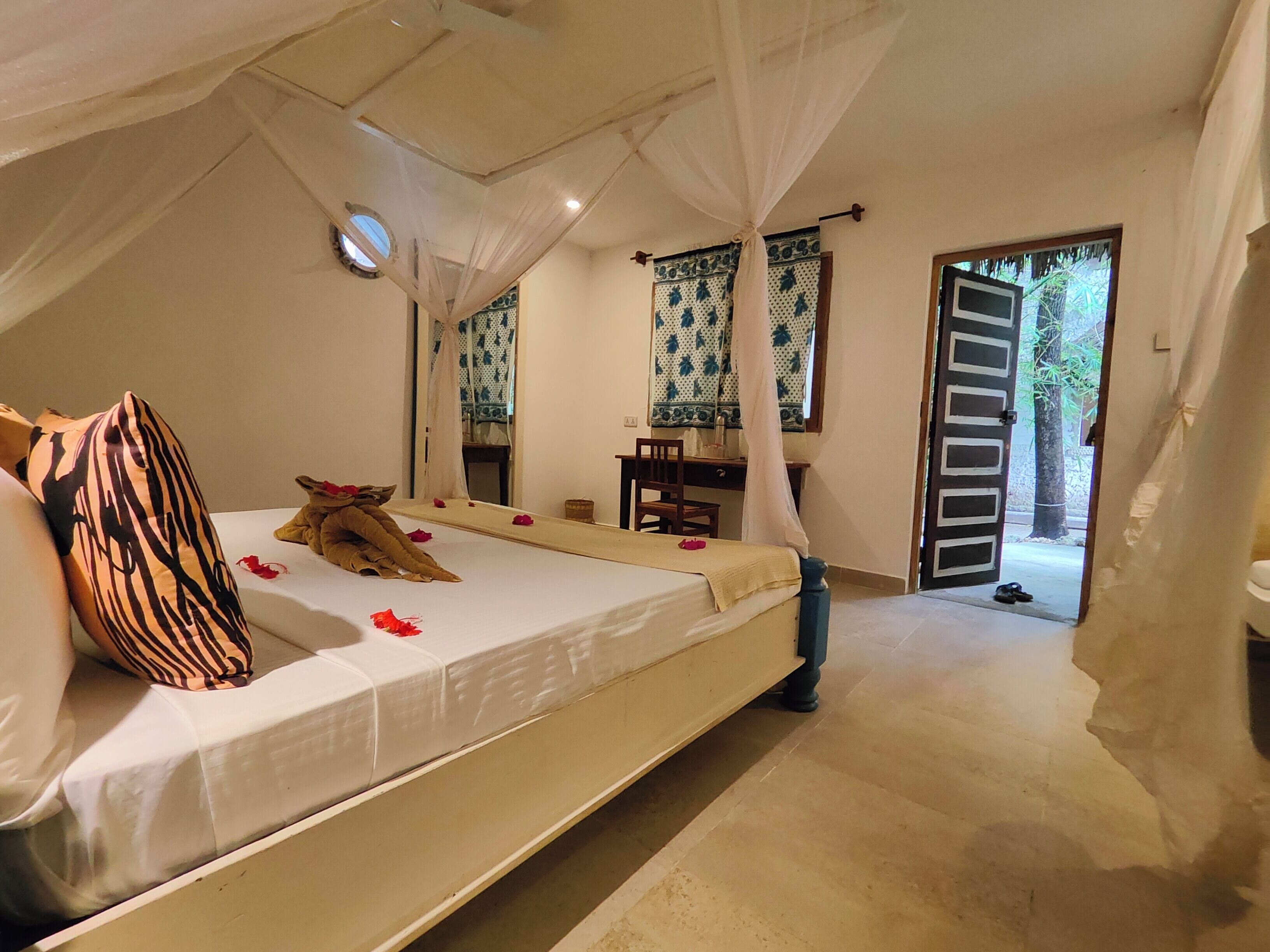 Quadruple Bungalow