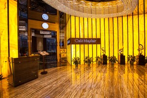 Daily buffet breakfast (CNY 68 per person) - Zhong Tian Mayfair Hotel (Shenzhen)