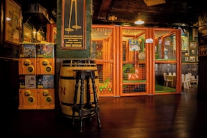Área de juegos infantiles techada