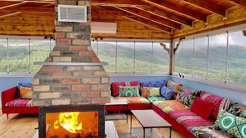 Dag Evi | Terraza o patio
