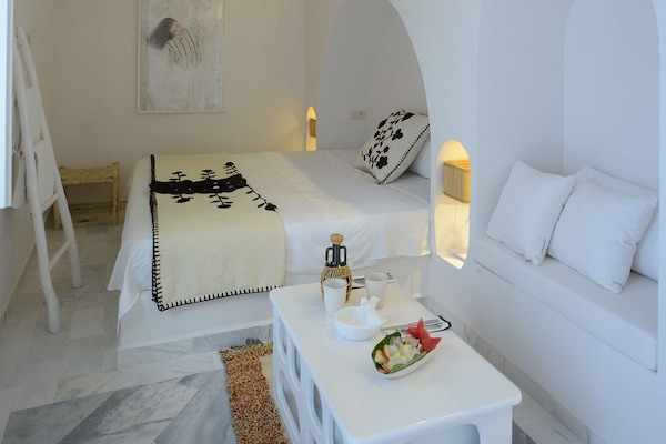 Premium Suite, Ensuite (Yasmine) | 1 bedroom, premium bedding, soundproofing, free WiFi