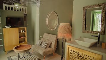 Executive Suite, Ensuite (AMBRE) | 1 bedroom, premium bedding, soundproofing, free WiFi