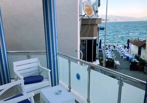 ห้องดีลักซ์ดับเบิล | โต๊ะทำงาน, เตารีด/โต๊ะรีดผ้า, Wi-Fi ฟรี