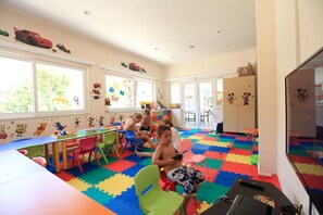 Aire de jeu intérieure pour enfants